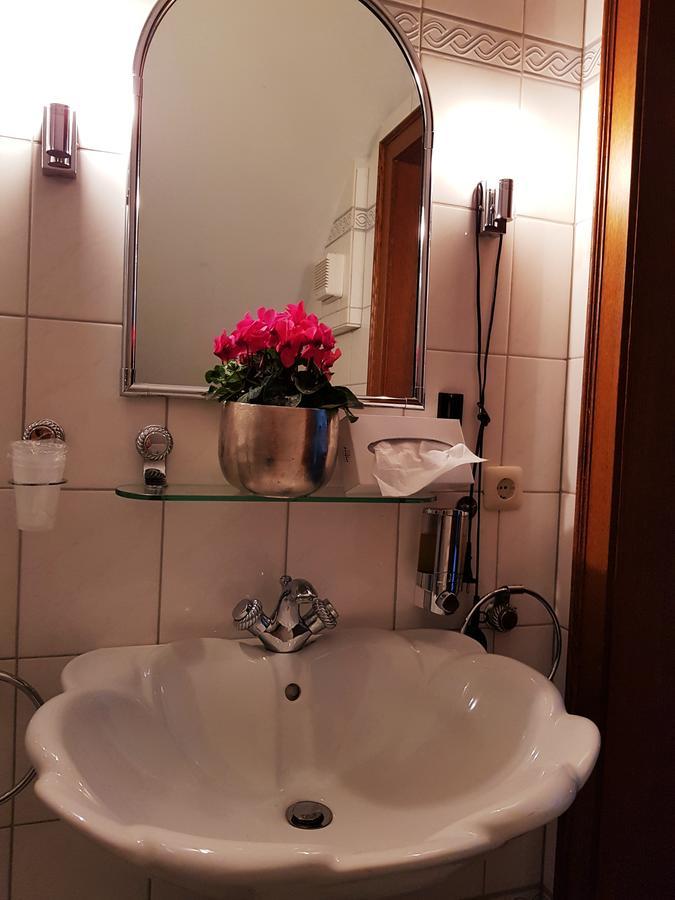 Hotel Restaurant Jaegerhof Düren - Eifel Zewnętrze zdjęcie