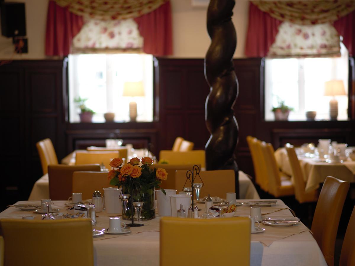 Hotel Restaurant Jaegerhof Düren - Eifel Zewnętrze zdjęcie